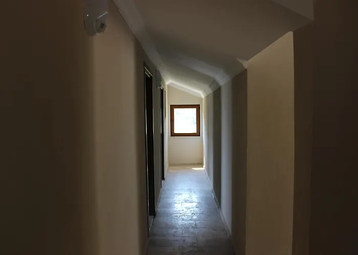 Emir Palas Hotel מלון